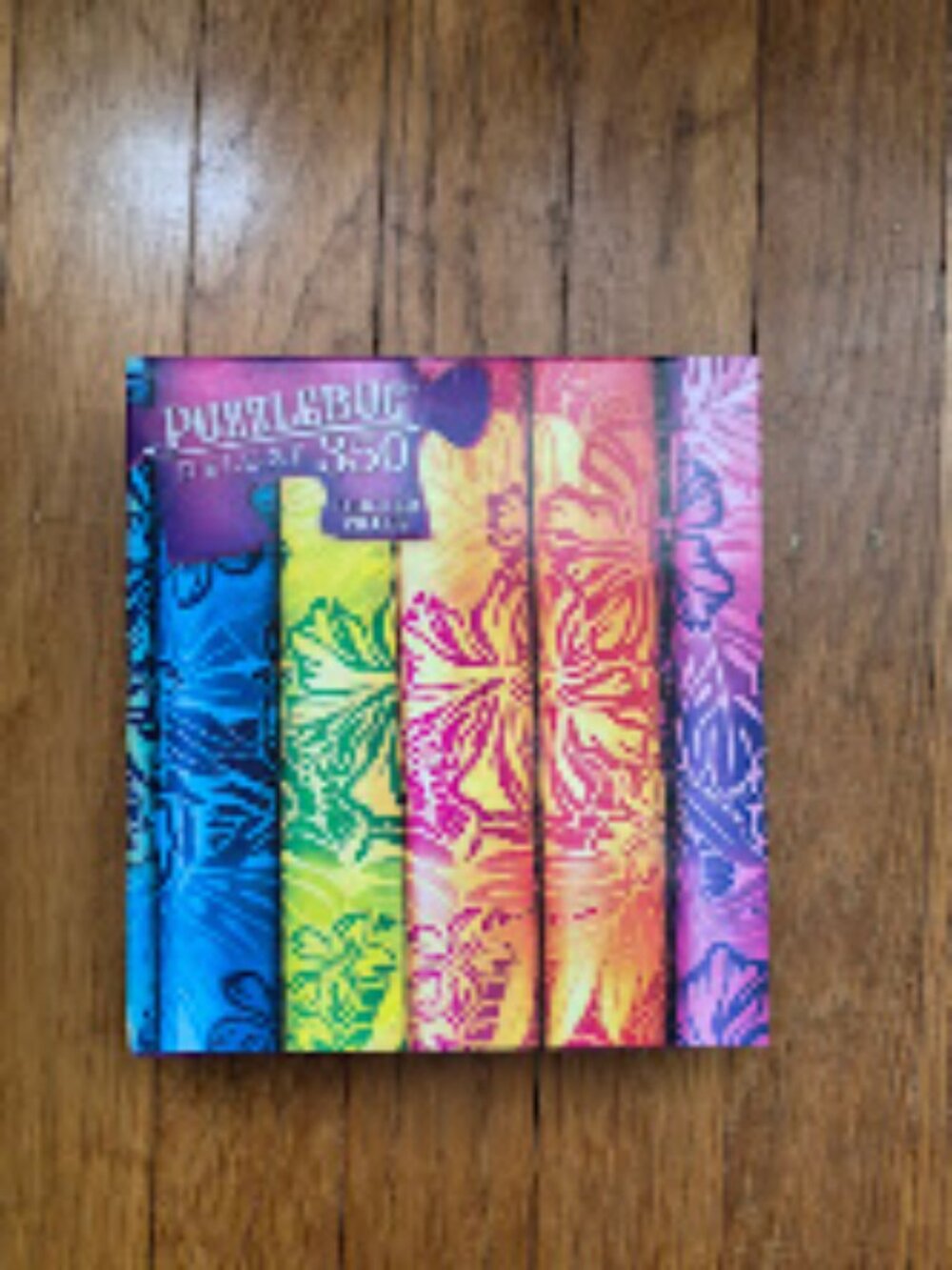 NEW 350 Piece Jigsaw Puzzle-Rainbow Hawaiian Fabric